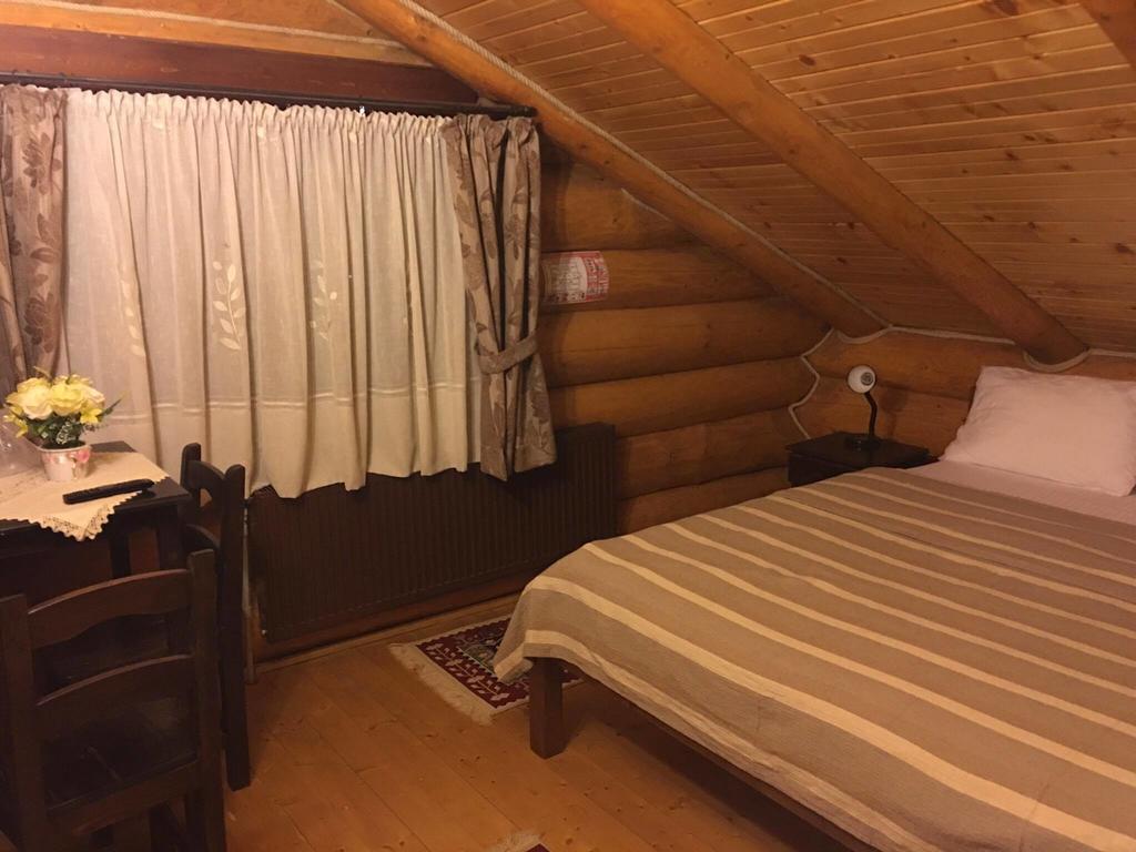 Pensiunea Haiducilor Bistriţa エクステリア 写真
